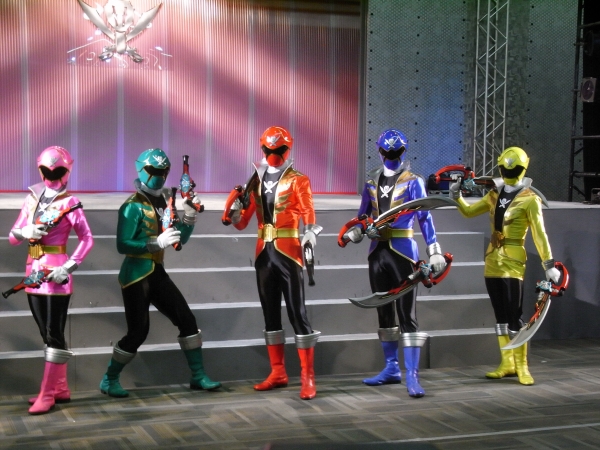 ということで揃って撮影。　　海賊戦隊ゴーカイジャー