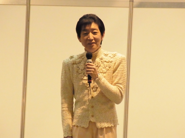 ニットの貴公子 ニット作家　広瀬光治氏