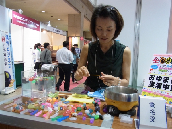 スーパーボールやスイーツデコやアクセサリーも作れる　プラスチックねんど「おゆまる」ヒノデワシ