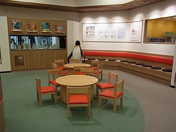 ここで、子どもと読書やイベントを楽しめます。　Do Kids