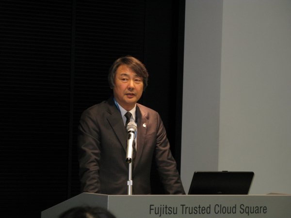 伊久哲夫評議員会副議長