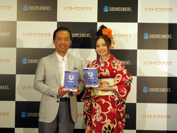 「アーティストとしても活動しているので是非、使ってみたい」とご満悦のベッキーさん