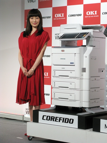 菅野さん出演の新ＴＶＣＭ「結局、これがベストの効率！」篇　放映中　