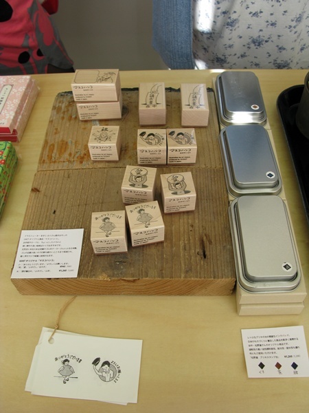 made in TOKYOの文房具を中心に取り揃えている、こちらはオリジナル商品　「サルコ　デザイン／ゴート」