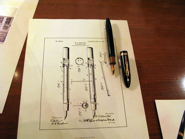 1907年　レバー充填式万年筆の発明
