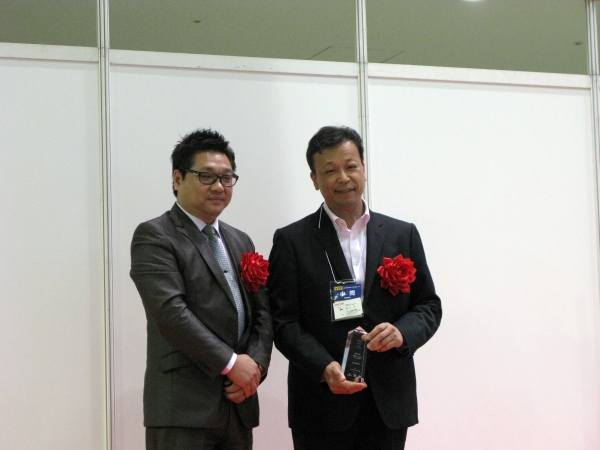 右・キデイランド塩谷氏