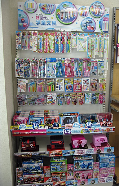 全ての人気学童用品とＰＯＰをセットにした提案（什器別）