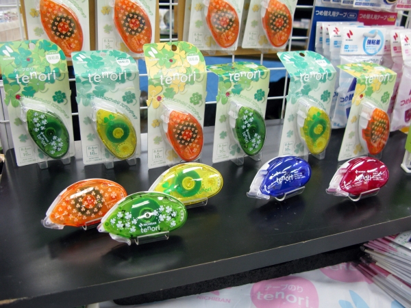 塗りはじめピッタリ！テープのり「tenori」数量限定デザイン　ニチバン