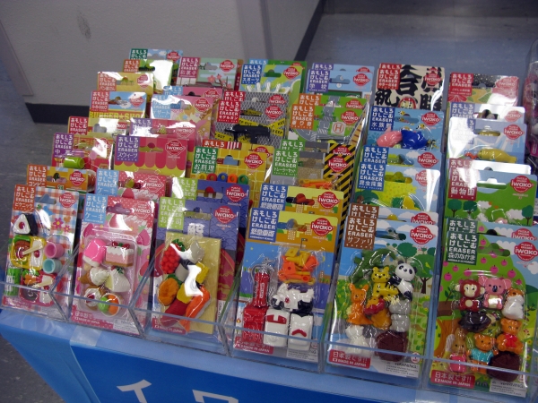 おもしろ消しゴムは、店舗向け集客・販促ツールに最適！子ども連れのお客様に大好評　イワコー