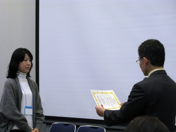 手帳には、1960年代に専用紙として開発したＭＤ用紙を使用。自信を持ってお勧めします　デザインフィル