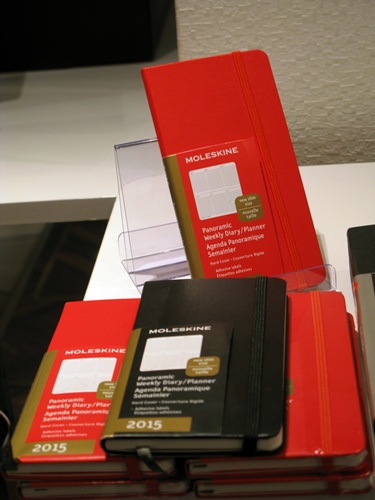新サイズMOLESKINE登場！ポケットに収まるスリムパノラマダイアリー　