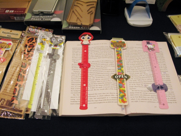 特許取得のポイント機能、すばやく読んだところをマーク！洋書や教科書のマークにも。OSHI