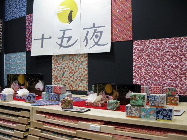 和紙を使った製品は、海外向け、訪日外国人向けにも大変喜ばれる「越前和紙雑貨十五夜」ＰＬＡＹＯＦＦ