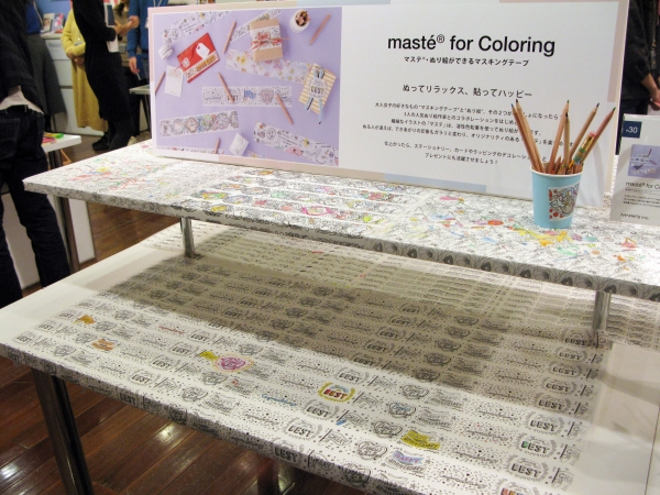 大人の女性に人気のぬり絵を取入れたマスキングテープ「ぬり絵ができるマスキングテープ」