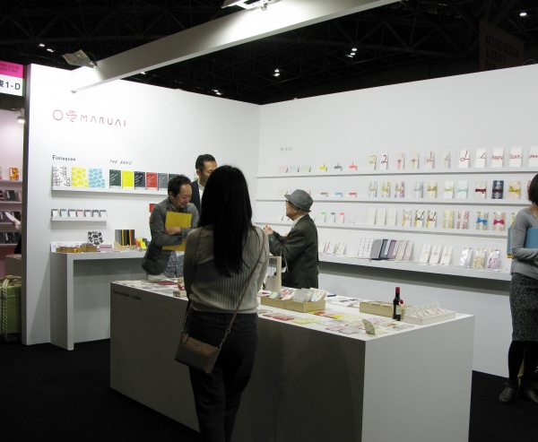 時代とともに変化するライフスタイルに向き合いながら祝儀用品・封筒など生活に密着した紙製品を提供