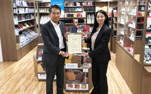 インキューブ天神店様Davinci店頭コンクール表彰