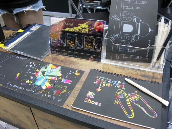 削って絵を浮き上がらせる、大人が楽しめる「スクラッチ塗り絵（削り絵）」セイコーポレーション