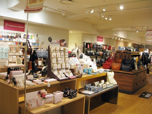「ステーショナリーマーケット」マルイシティ横浜地下2階（神奈川県横浜市西区高島2―19―12）