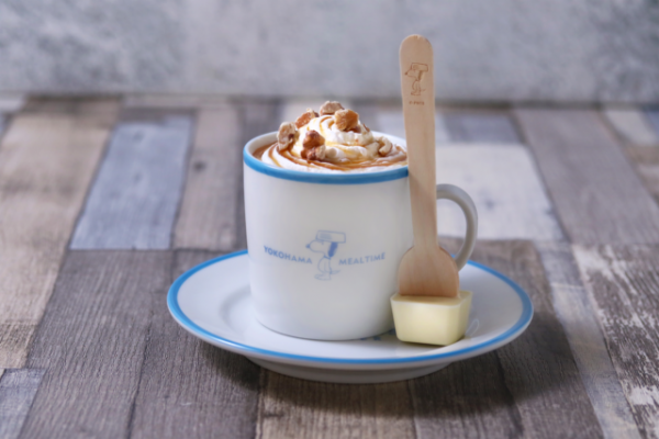 ココアにウォールナッツシロップと、 メープルシロップをあわせたショコラ