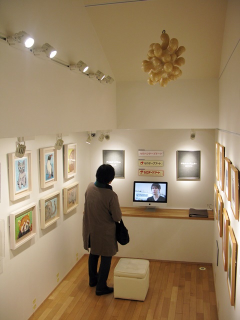 セロテープは消耗品としてだけでなく、アート作品として深い味わいになり残せるものヘ