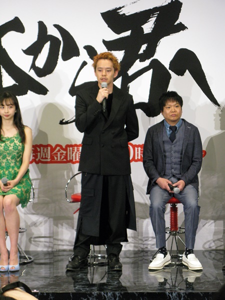 主演・池松壮亮は「主人公・宮本浩は今に時代に珍しく熱くて実直なキャラクター」と話す。