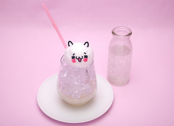 にゃんこのしゅわしゅわ　わたがしソーダ \790    (C)igarashi yuri／LINE