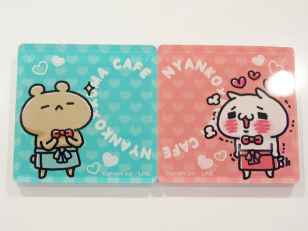 にゃんことくまカフェ アクリルマグネット（にゃんこ）（くま） 各  \500  (C)igarashi yuri／LINE