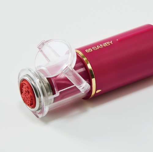 シャッターが開いて捺印