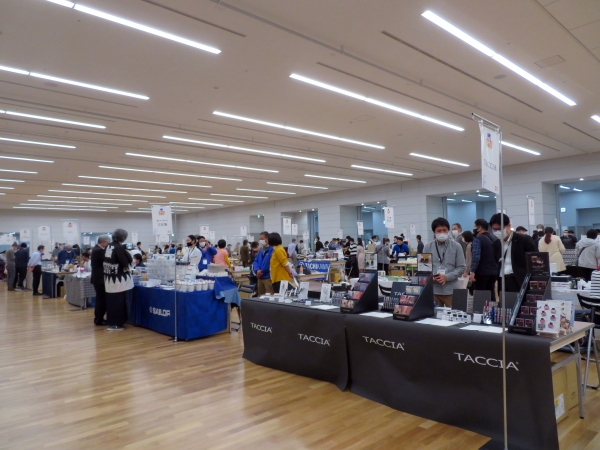 11月6日（金）100人限定のスペシャルDAY　11月7日（土）、8日（日）入場制限、3部入れ替え