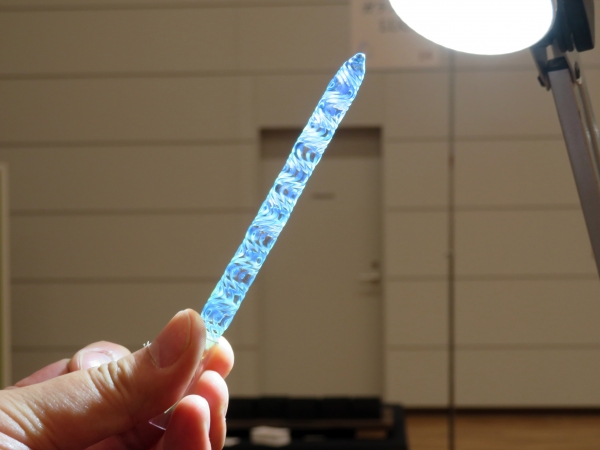 ガラスペンはフォルムと機能を両立。見た目は美しく、書いたら書きやすくを目指して制作しています。HASE硝子工房