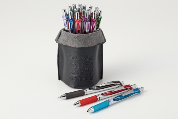 3.オリジナルペンスタンドのおまけつき