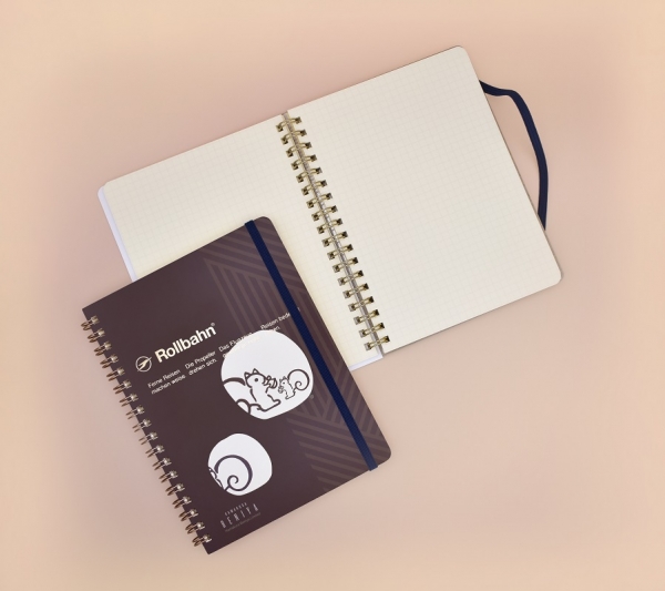 ◆ロルバーン ポケット付メモ L リスくん（ブラウン）／880円（税込）