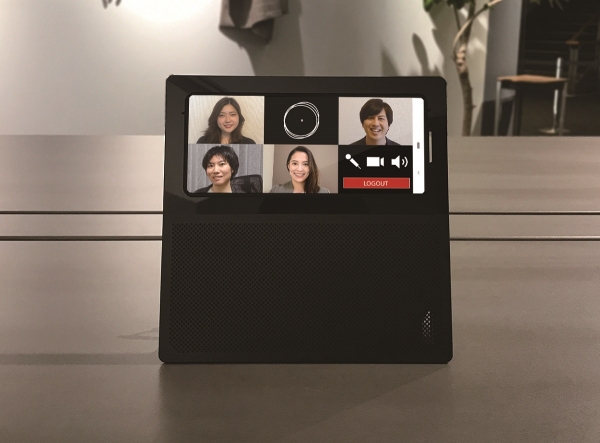 シングルモード（1台に最大6人を投影）