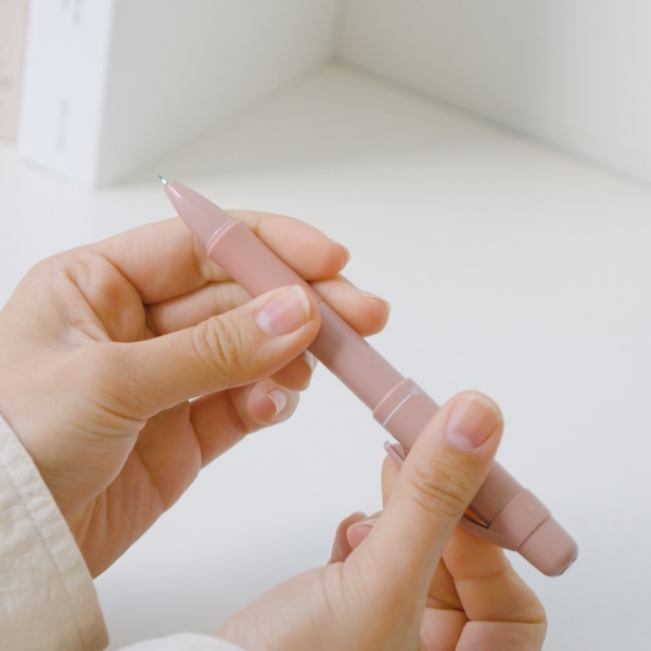 ●シャープ＆シャープnicolo ニュアンスカラー(サンスター文具)・・・550円