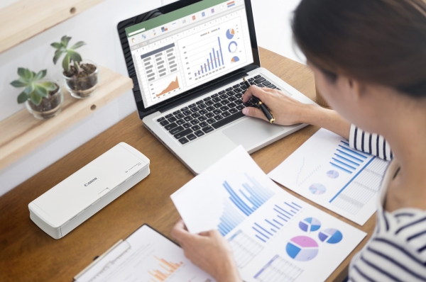 使いやすさを追求したコンパクトなスタイリッシュデザイン