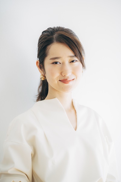 菅未里（かんみさと）