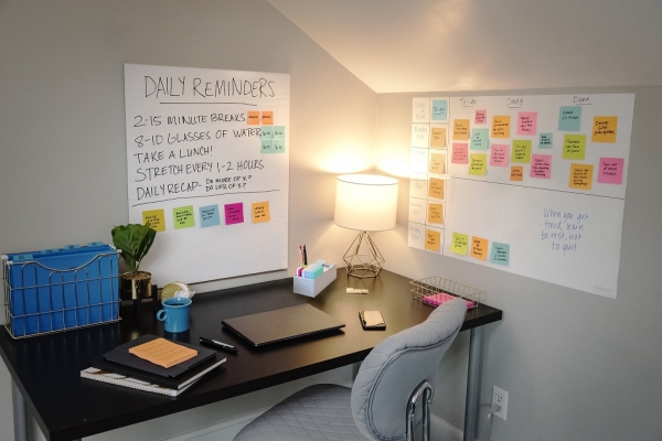 ・ポスト・イット&amp;#174; 油性ペンも使えホワイトボードフィルム