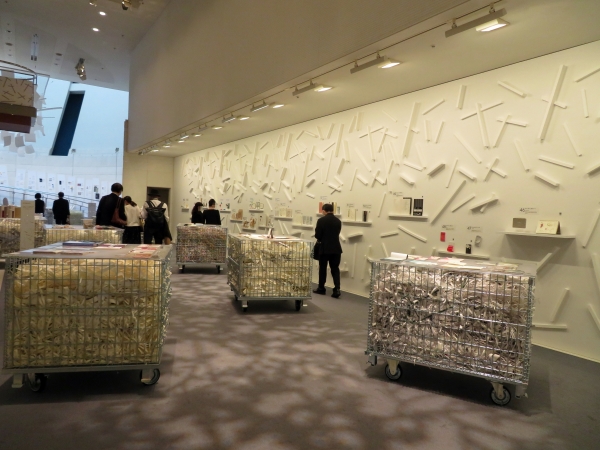 イベント会場では、ミドリ定番商品70アイテムの魅力を紹介