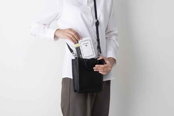 ■ミニバッグにも収まる！