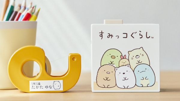 手のひらサイズ＆電池駆動で、手軽に持ち運びが可能