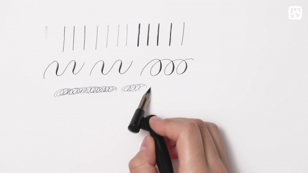 #03　道具の使い方  　ペンの使い方やインクの扱い方、片付け方など