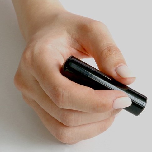 ・機能的で美しく持ち心地のよい形状