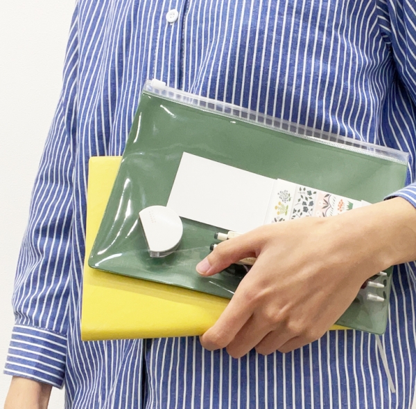 手に持った時の大きさイメージ