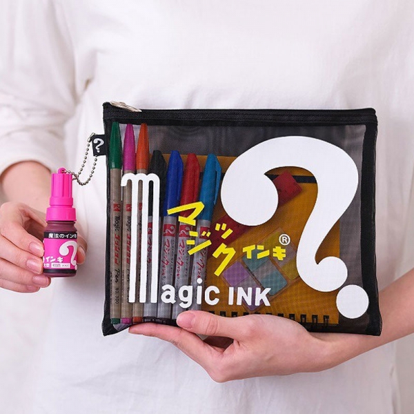 おなじみの「？」がインパクト大！