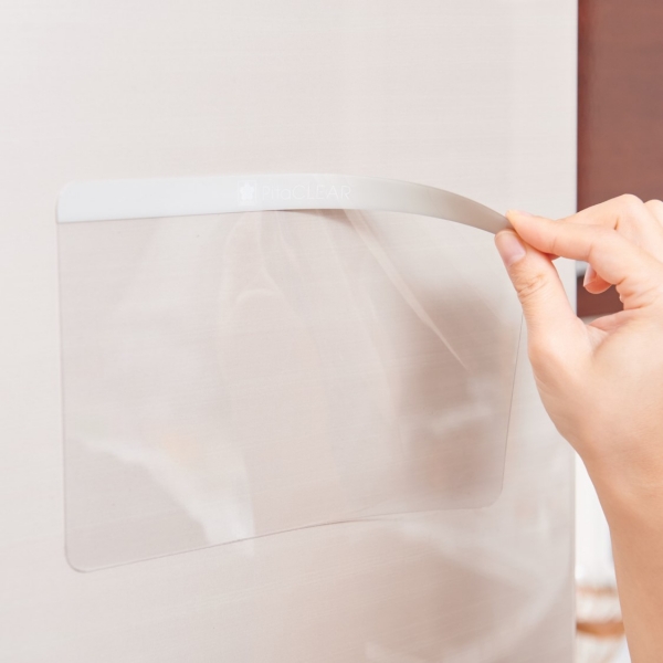 マグネットがつかない面にも繰り返し貼れる