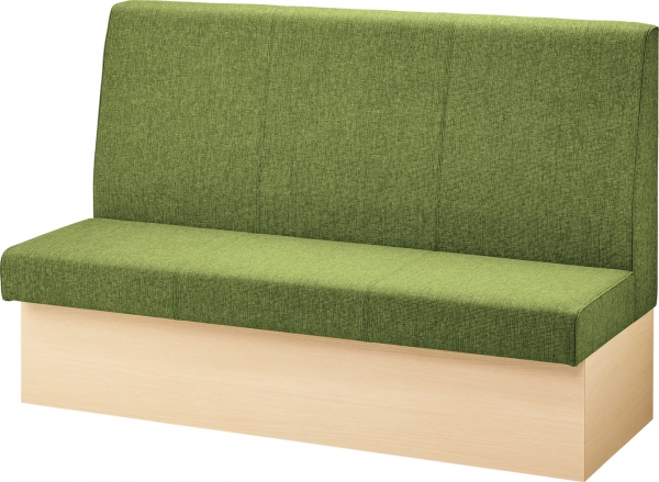 （１）ゆとりのあるサイズと座り心地に配慮