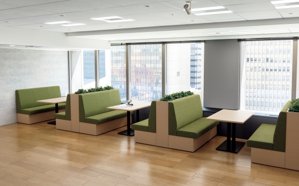 《 レイアウト例 》背合わせ配置