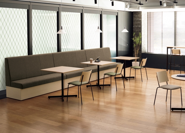 《 レイアウト例 》壁面配置