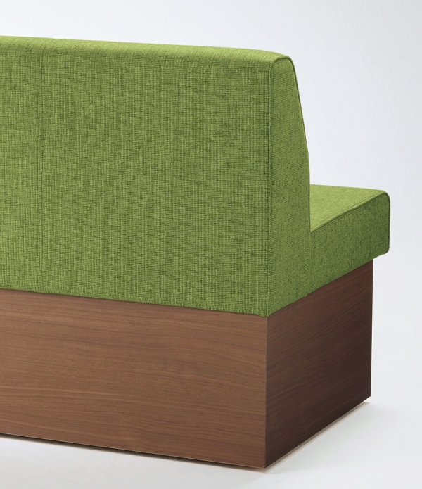 壁面以外の場所でも使用できます。