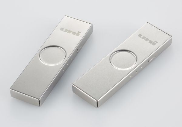 『uni（ユニ） メタルケース』(0.3mm、0.5mm／HB)